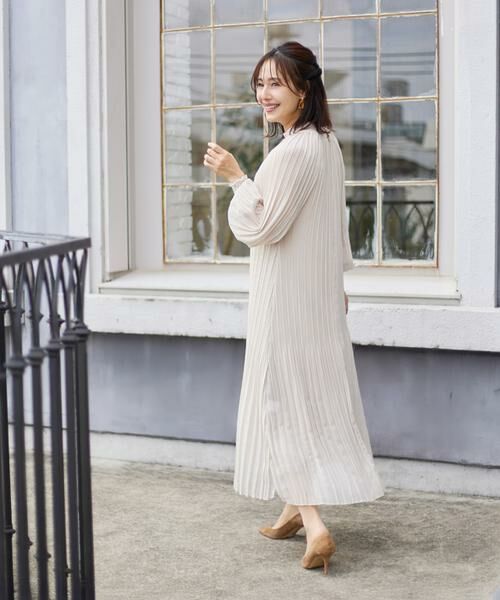 INED / イネド ミニ丈・ひざ丈ワンピース | 総プリーツシャーリングワンピース | 詳細12