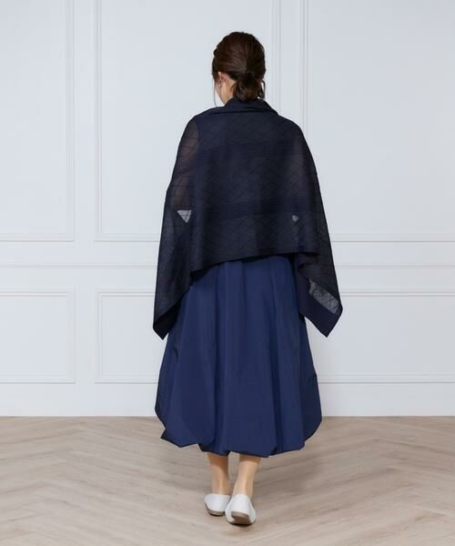 INED / イネド マフラー・ショール・スヌード・ストール | シアーアーガイル大判ニットショール | 詳細5