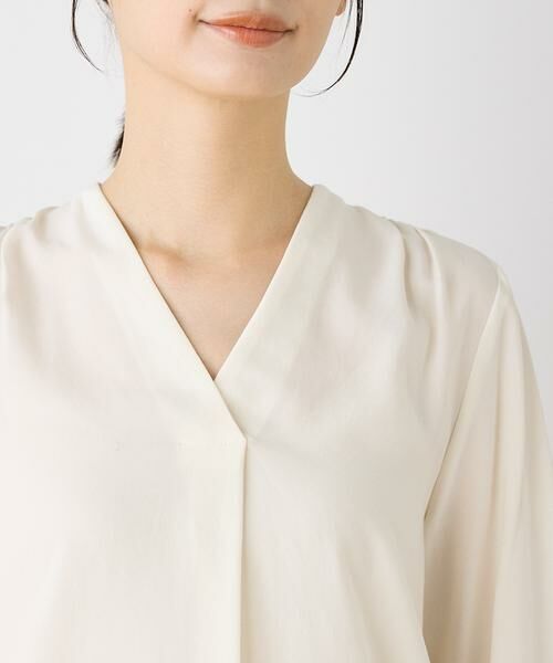 INED / イネド シャツ・ブラウス | 《大きいサイズ》Vネックブラウス | 詳細14