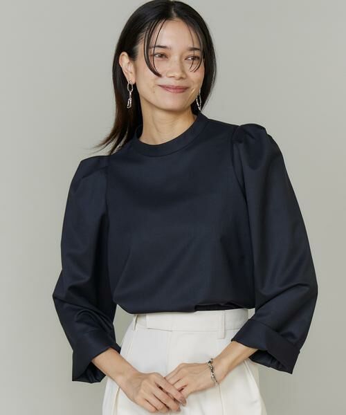 INED/イネド 《三尋木奈保コラボ・Oggi12月号掲載》盛り袖ブラウス ネイビー 09