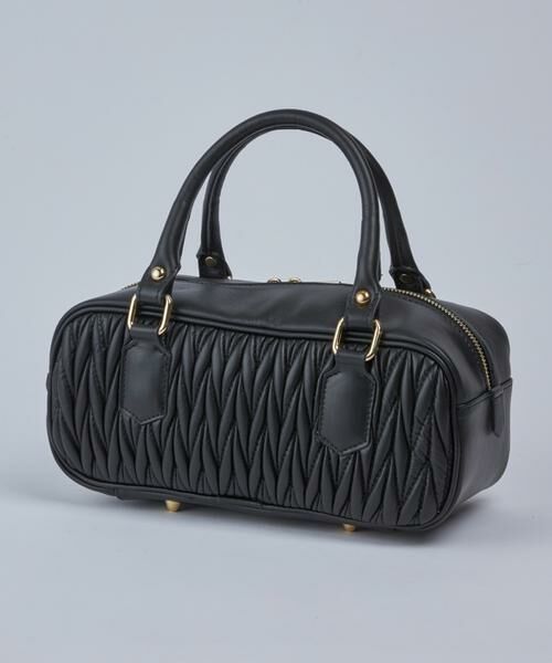 INED/イネド ギャザーボストンバッグ《MARLON》 ブラック 40 INED/イネド ギャザーボストンバッグ《MARLON》 ブラック 40