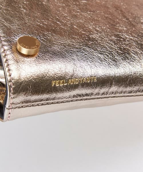 INED / イネド ショルダーバッグ | bar-knot flat ショルダーバッグ パターン＆メタリックレザー《FEEL AND TASTE》 | 詳細6