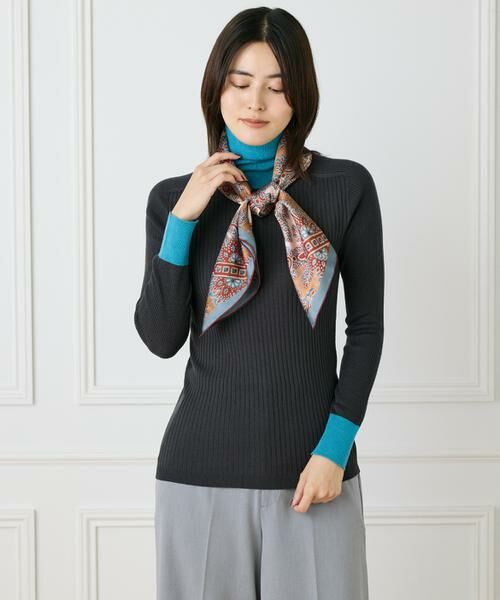 INED / イネド マフラー・ショール・スヌード・ストール | Classical Danica Scarf スカーフ《Tapis Noir》 | 詳細3