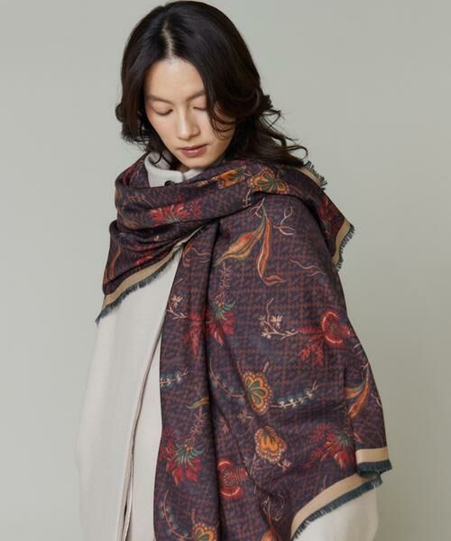 INED / イネド マフラー・ショール・スヌード・ストール | Large Demi Scarf 大判スカーフ《Tapis Noir》 | 詳細4