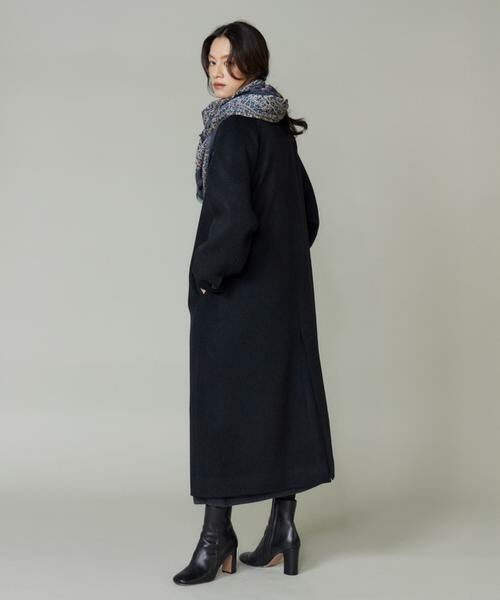 INED / イネド マフラー・ショール・スヌード・ストール | Large Dina Scarf 大判スカーフ《Tapis Noir》 | 詳細7