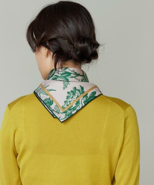 INED / イネド マフラー・ショール・スヌード・ストール | Small Classical Darlene Scarf スカーフ《Tapis Noir》 | 詳細5