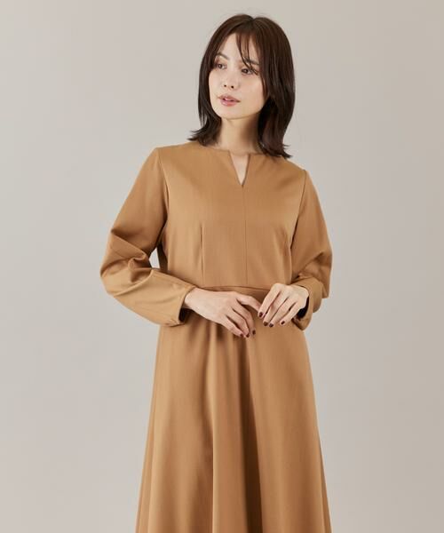 INED / イネド ミニ丈・ひざ丈ワンピース | キーネックワンピース　 | 詳細1