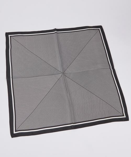 INED / イネド マフラー・ショール・スヌード・ストール | モノトーン柄シルク100%スカーフ | 詳細1