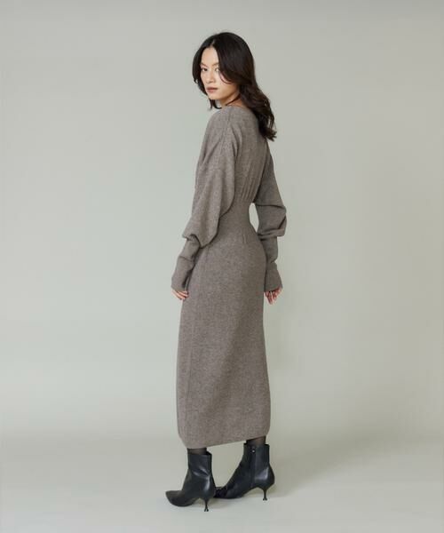 INED / イネド ミニ丈・ひざ丈ワンピース | タックデザインニットワンピース | 詳細4