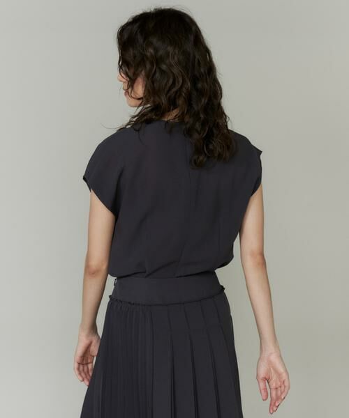 INED / イネド シャツ・ブラウス | 《大きいサイズ》アシンメトリーフレンチスリーブブラウス | 詳細11