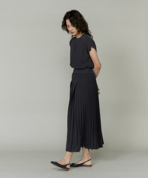 INED / イネド シャツ・ブラウス | 《大きいサイズ》アシンメトリーフレンチスリーブブラウス | 詳細4