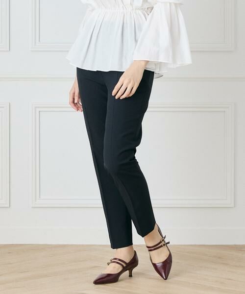INED / イネド スラックス・ドレスパンツ | Louise美脚テーパードパンツ（ブラック）