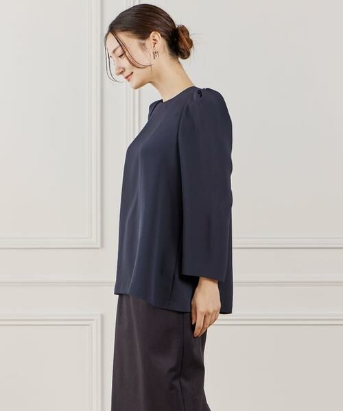 INED / イネド シャツ・ブラウス | 《大きいサイズ》袖タックブラウス | 詳細9