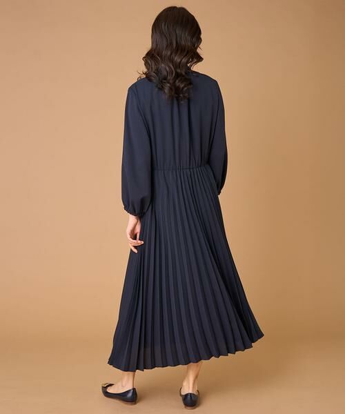 INED / イネド ミニ丈・ひざ丈ワンピース | ボウタイ付きプリーツワンピース | 詳細5