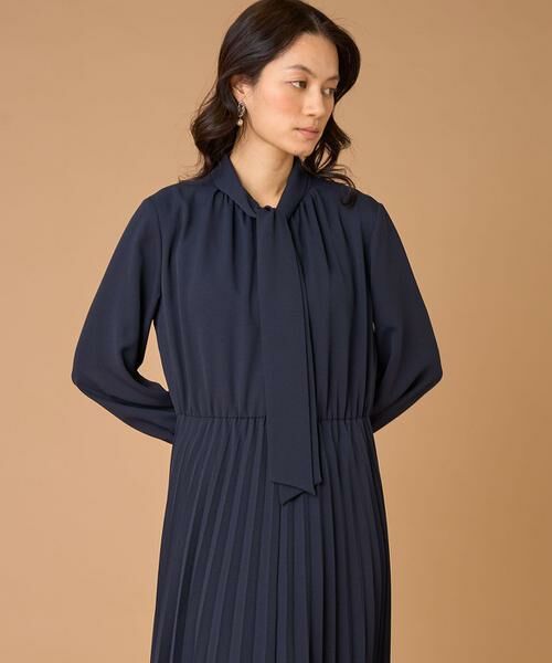 INED / イネド ミニ丈・ひざ丈ワンピース | ボウタイ付きプリーツワンピース | 詳細6