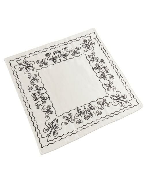 INED / イネド マフラー・ショール・スヌード・ストール | テープエンブロイダリースカーフII《ASAUCE MELER》（オフホワイト1）