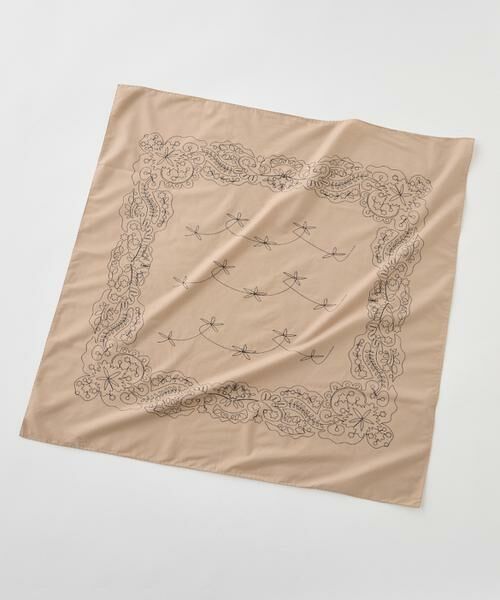 INED / イネド マフラー・ショール・スヌード・ストール | コットンシルク　エンブロイダリーバンダナ《ASAUCE MELER》 | 詳細2