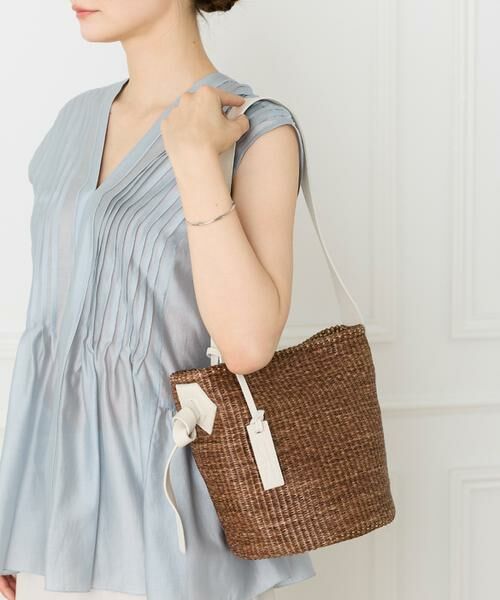 INED / イネド ショルダーバッグ | バケツ型ショルダーカゴバッグ《MARCO MASI》（ブラウン）