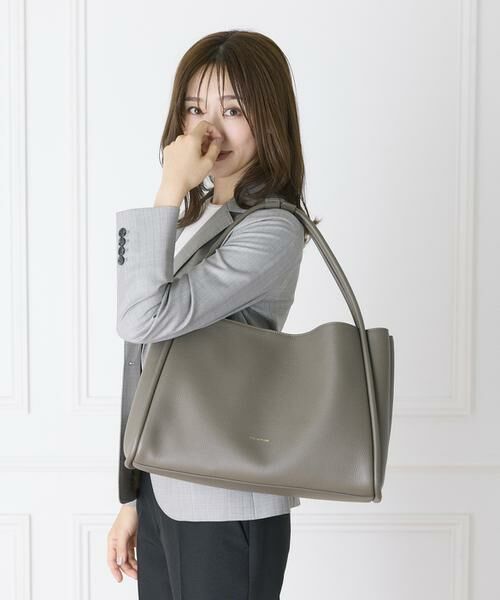 INED / イネド ハンドバッグ | Atelier leather largeバッグ《FEEL AND TASTE》（チャコールグレー3）