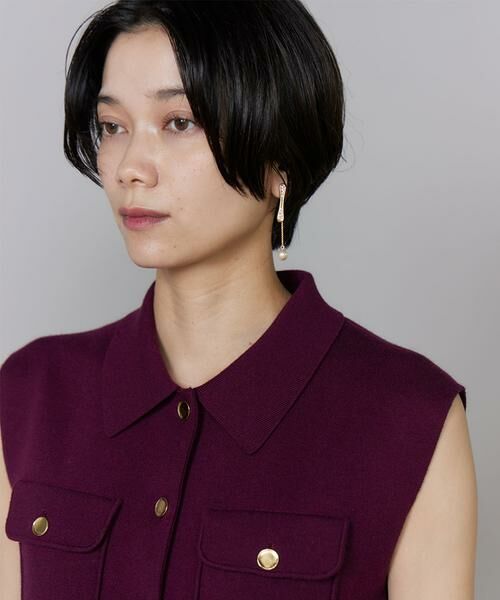 INED / イネド ベスト | 襟付きノースリーブニット ｜ メタルボタンで華やぐ凛とした品格大人ジレ風ニット 滑らかタッチ/上品光沢/手洗い可/胸ポケット | 詳細14