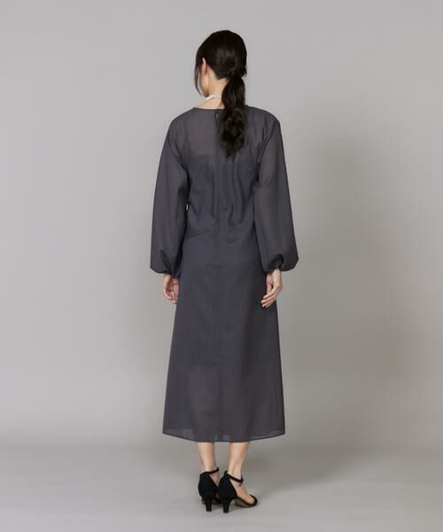 INED / イネド ミニ丈・ひざ丈ワンピース | アシンメトリーワンピース《la veille by SUPERIOR CLOSET》｜纏うだけで気分華やぐ上質な一着 | 詳細10