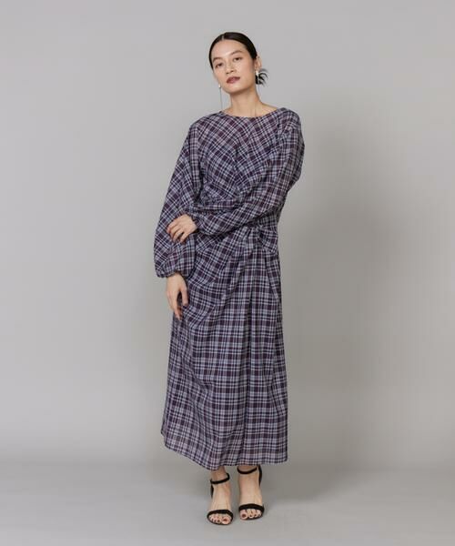 INED / イネド ミニ丈・ひざ丈ワンピース | アシンメトリーワンピース《la veille by SUPERIOR CLOSET》｜纏うだけで気分華やぐ上質な一着 | 詳細3