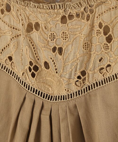 INGEBORG / インゲボルグ キャミソール・チューブトップ | 【アウトレット】アイレットフラワー刺繍キャミブラウス | 詳細6