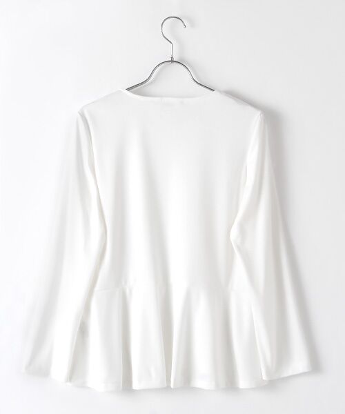 セール】 【OUTLET】フラワーモチーフ付カットソーブラウス