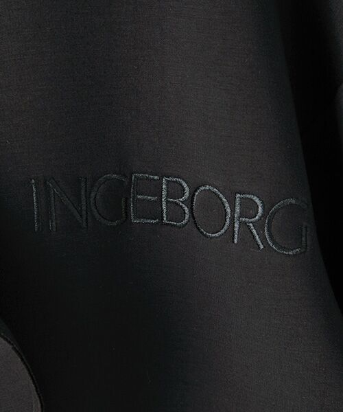 INGEBORG / インゲボルグ パーカー | 【OUTLET】ロゴ刺繍入フーディフリルロングパーカー | 詳細1