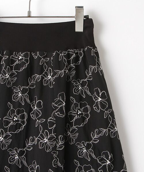INGEBORG / インゲボルグ ロング・マキシ丈スカート | 【OUTLET】Cローンフラワー刺繍スカート | 詳細2