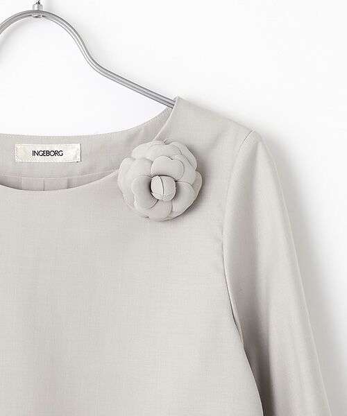 INGEBORG / インゲボルグ シャツ・ブラウス | 【OUTLET】クリアツイル・シフォンコンビブラウスカメリアコサージュ付 | 詳細4