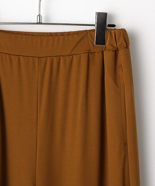 INGEBORG / インゲボルグ その他パンツ | 【OUTLET】ロゴワンポイントセミワイドパンツ | 詳細4