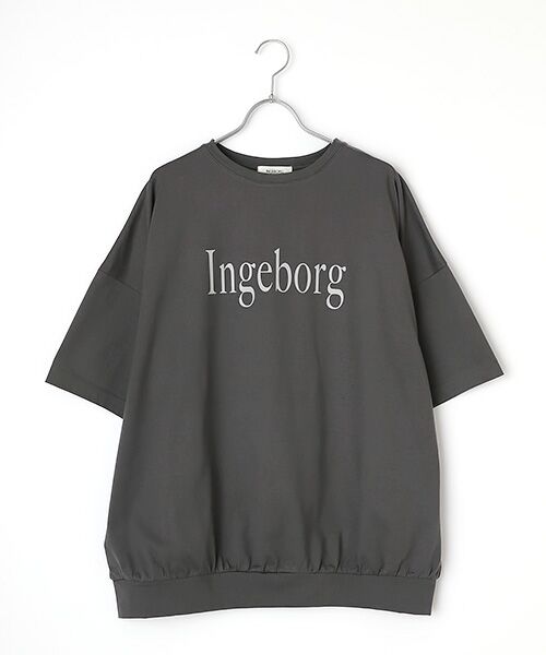 インゲボルグ  ブラックTシャツ