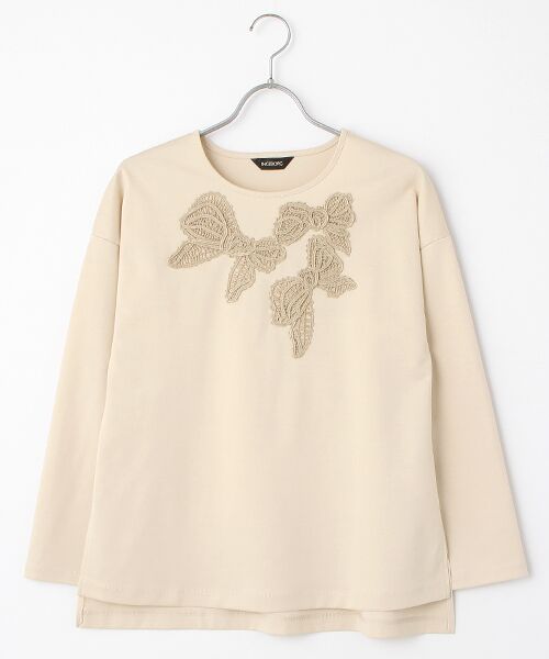 INGEBORG / インゲボルグ Tシャツ | 【OUTLET】コード刺繍モチーフ付きカットソー（ベージュ）