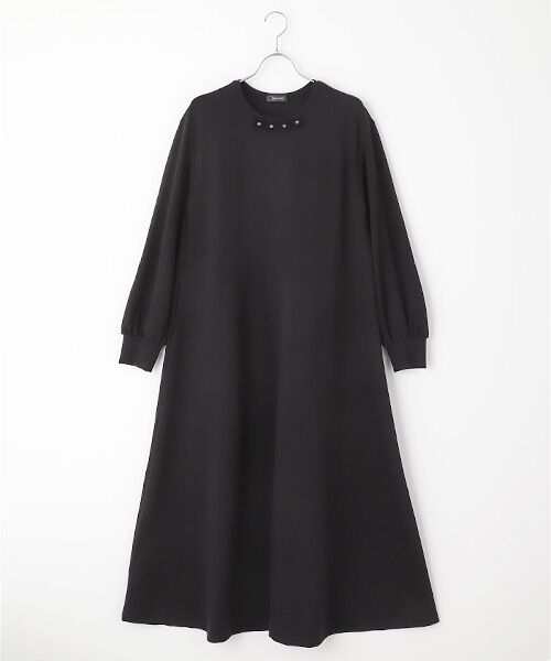 INGEBORG / インゲボルグ ロング・マキシ丈ワンピース | 【OUTLET】モチーフ付きフレアーワンピース（クロ）