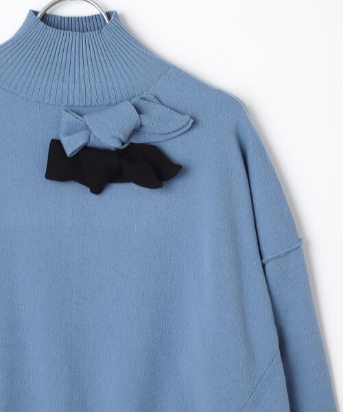 INGEBORG / インゲボルグ ニット・セーター | ●リボンモチーフ付きハイネックセーター | 詳細5