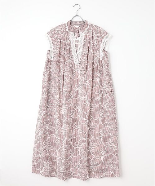 INGEBORG / インゲボルグ ロング・マキシ丈ワンピース | 【OUTLET】ストライプアイレットリボン刺繍ワンピース（バーガンディ）