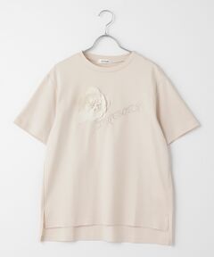 立体カメリアモチーフ Tシャツ