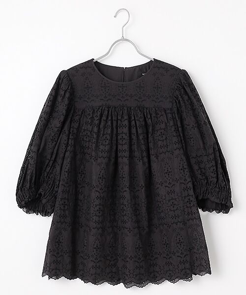 INGEBORG / インゲボルグ シャツ・ブラウス | ボタニカル刺繍ブラウス（クロ）