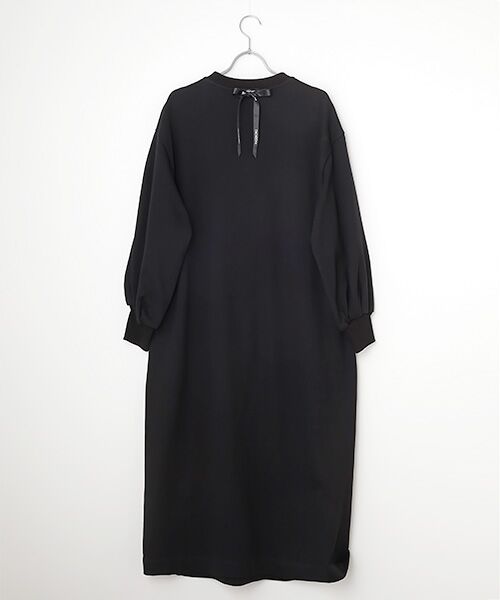 INGEBORG / インゲボルグ ロング・マキシ丈ワンピース | Le Salon de INGEBORGワッペン付きワンピース | 詳細1