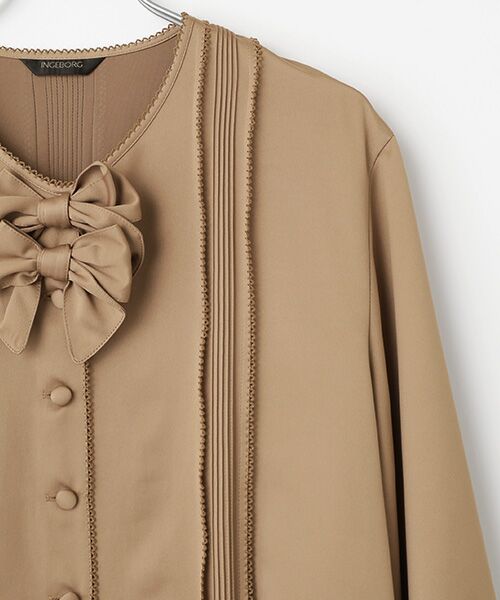 INGEBORG / インゲボルグ シャツ・ブラウス | ●サテン起毛ペプラムブラウス | 詳細4