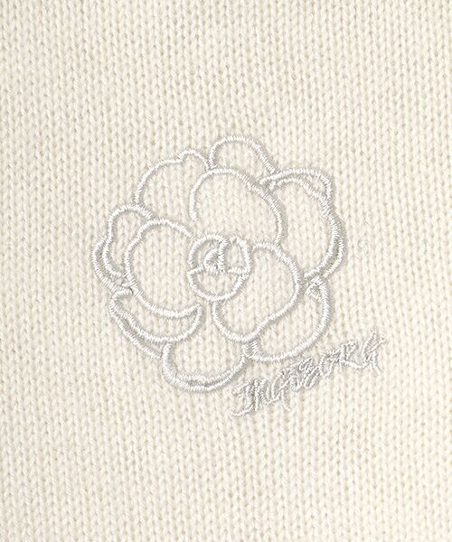 INGEBORG / インゲボルグ ニット・セーター | カメリア刺繍入りボウタイニット | 詳細2