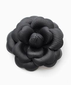 INGEBORG / インゲボルグ ブローチ・コサージュ | カラーレザーカメリアコサージュ