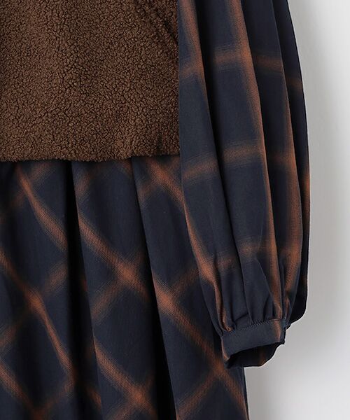 INGEBORG / インゲボルグ ロング・マキシ丈ワンピース | 【HAPPY ITEM】ボアベスト×コットンチェックワンピース | 詳細4