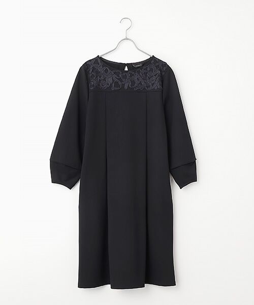 INGEBORG / インゲボルグ ロング・マキシ丈ワンピース | リボン刺繍カットソーワンピース（クロ）