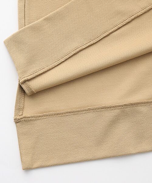 INGEBORG / インゲボルグ カットソー | カメリアロゴ刺繍入りカットソーフーディ | 詳細9