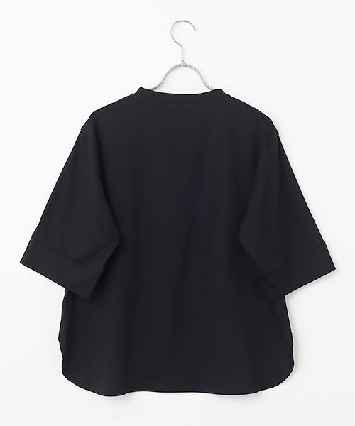 INGEBORG / インゲボルグ Tシャツ | リトルガーデンワンポイントpt.カットソー | 詳細1