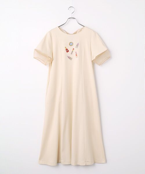 INGEBORG / インゲボルグ ロング・マキシ丈ワンピース | コスメティックワッペン付きカットソーワンピース（キナリ）
