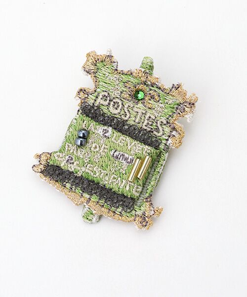 INGEBORG / インゲボルグ ブローチ・コサージュ | レター刺繍ブローチ(ポスト)