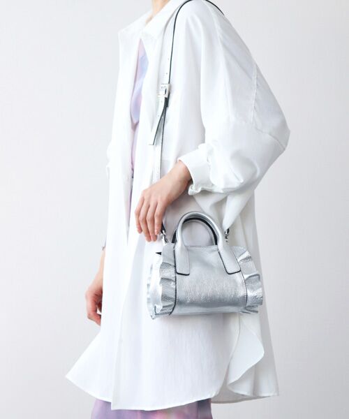 INTER-CHAUSSURES / インター ショシュール ハンドバッグ | 【RIPANI】メタリックレザーフリルデザインミニバッグ | 詳細13